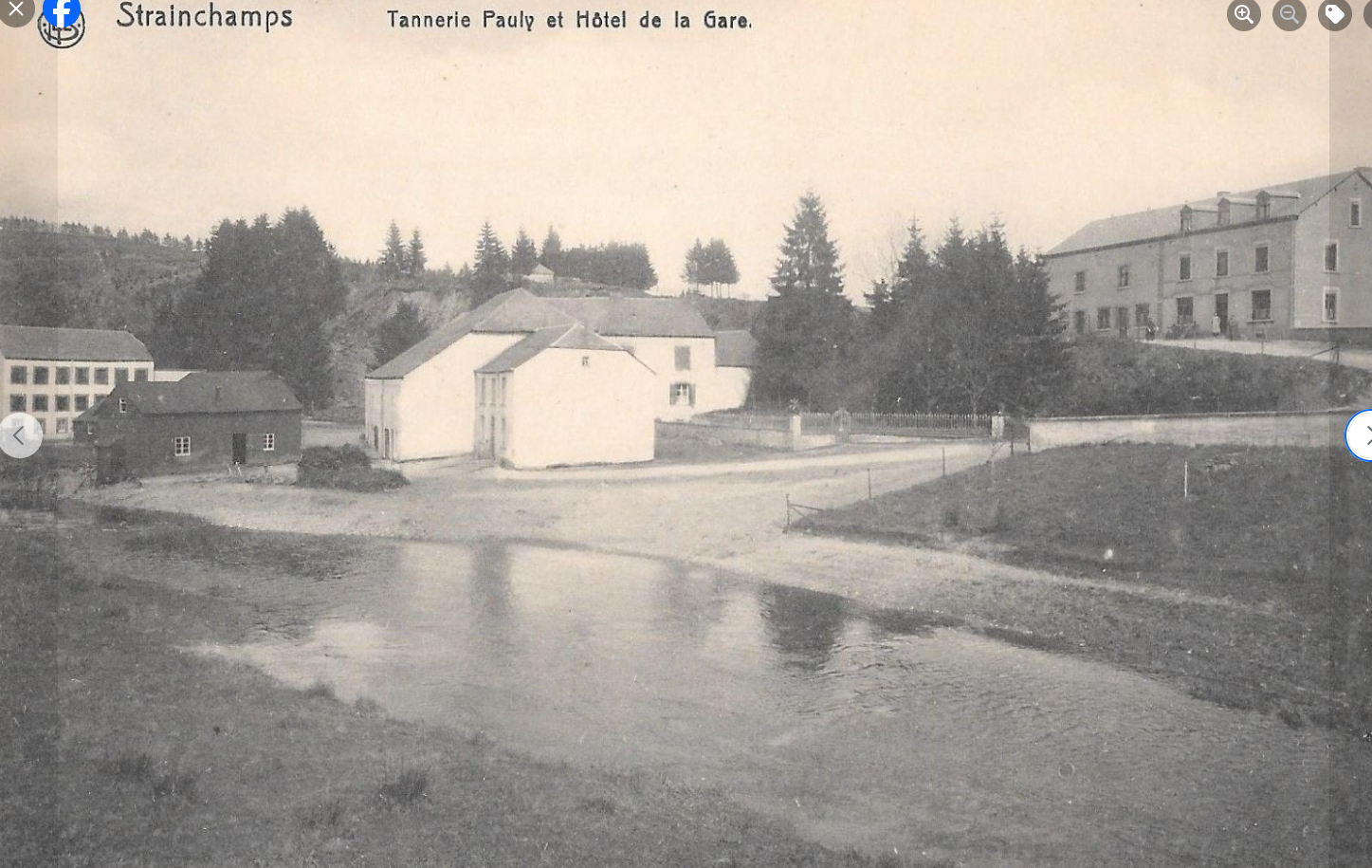 Vieille photo du bâtiment du Vieux Moulin