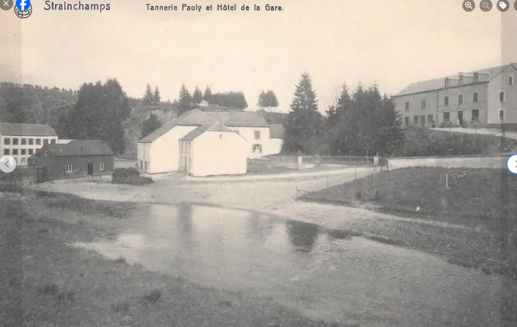 Photo du bâtiment du Vieux Moulin dans les années 50